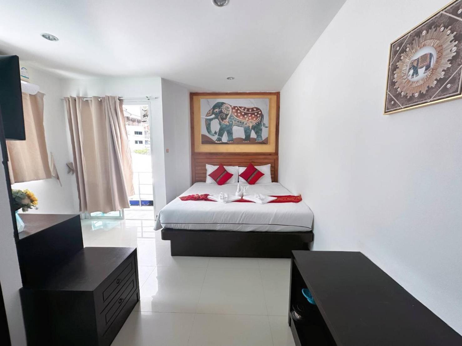 Abby'S House Hotel Patong Eksteriør billede