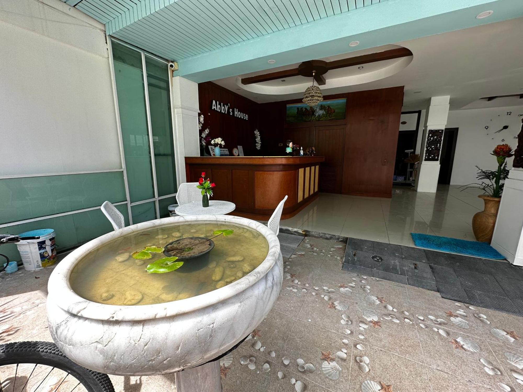 Abby'S House Hotel Patong Eksteriør billede