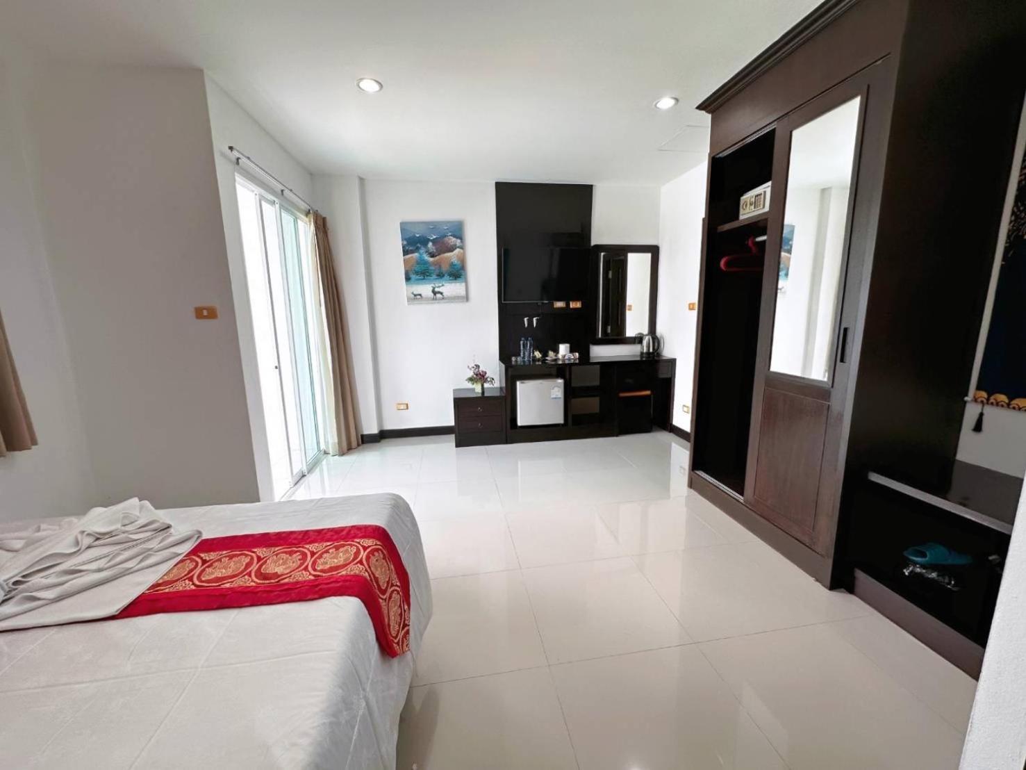 Abby'S House Hotel Patong Eksteriør billede