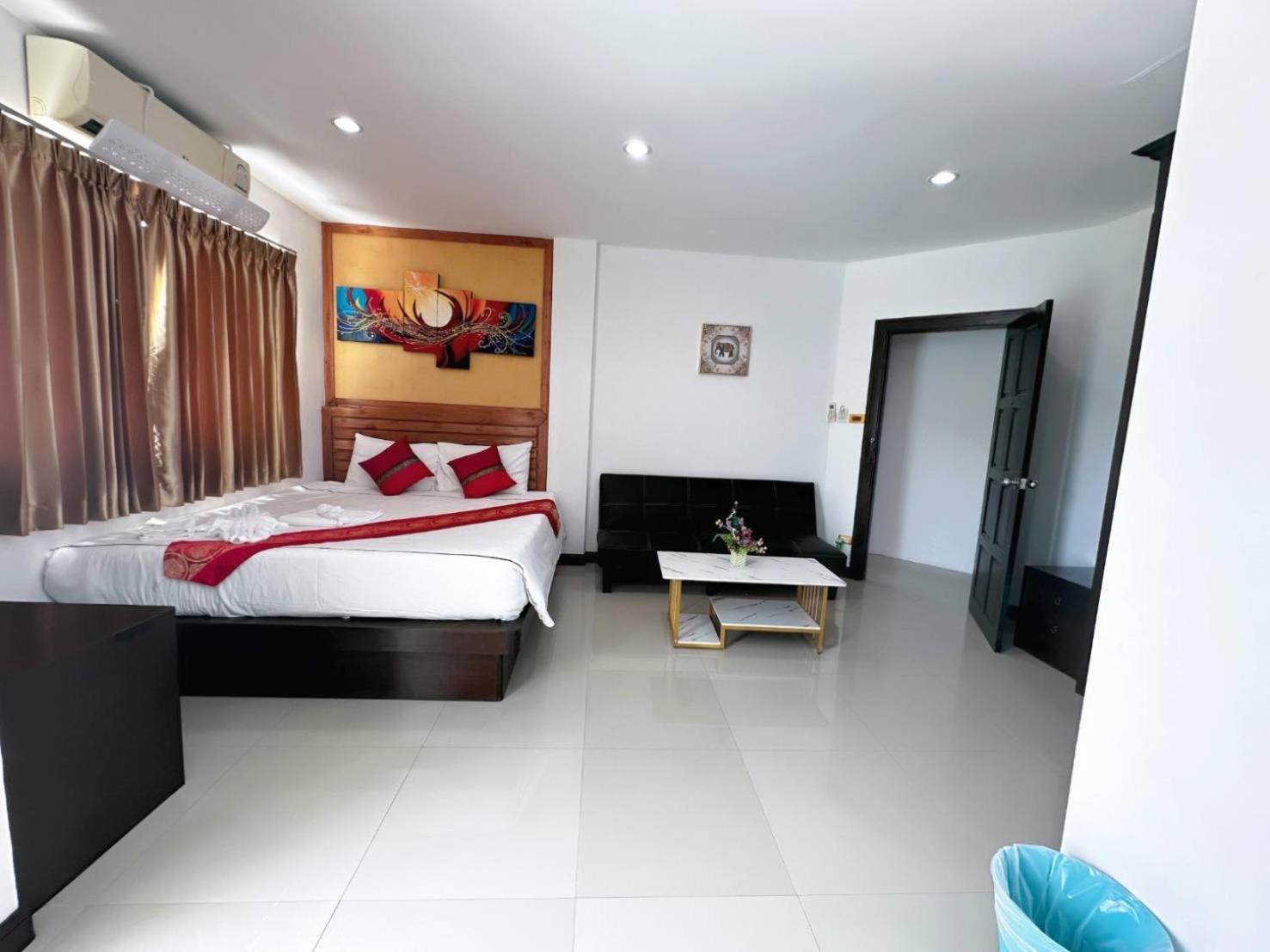 Abby'S House Hotel Patong Eksteriør billede