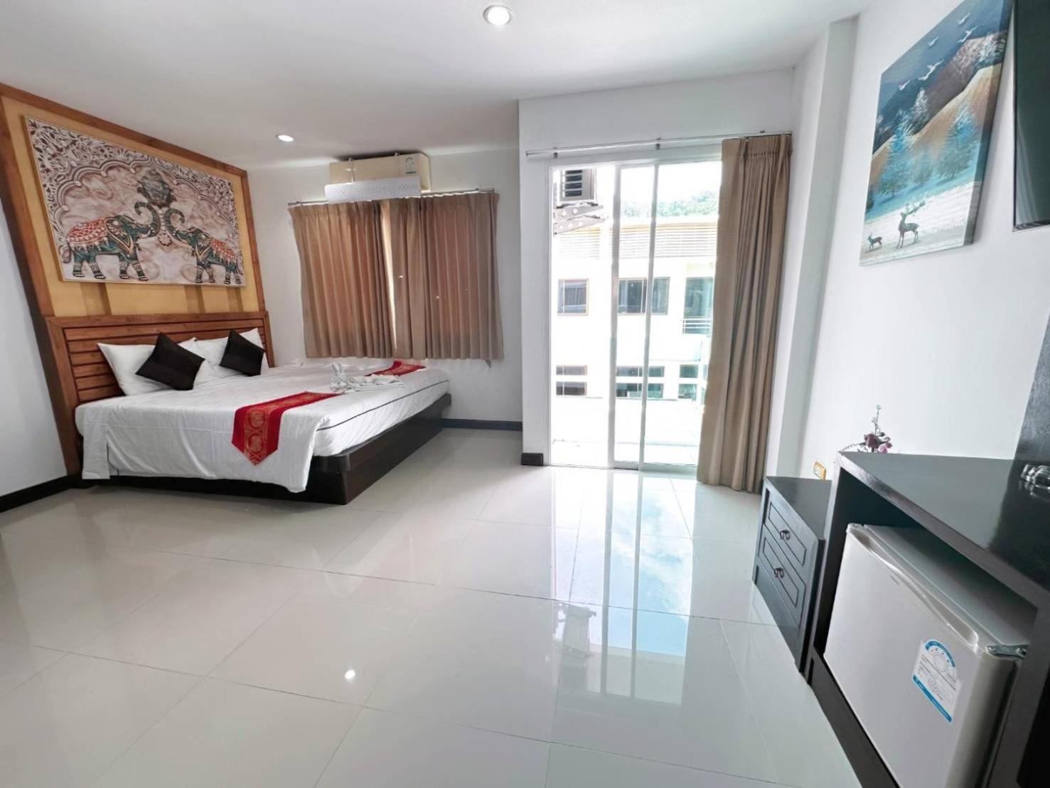 Abby'S House Hotel Patong Eksteriør billede