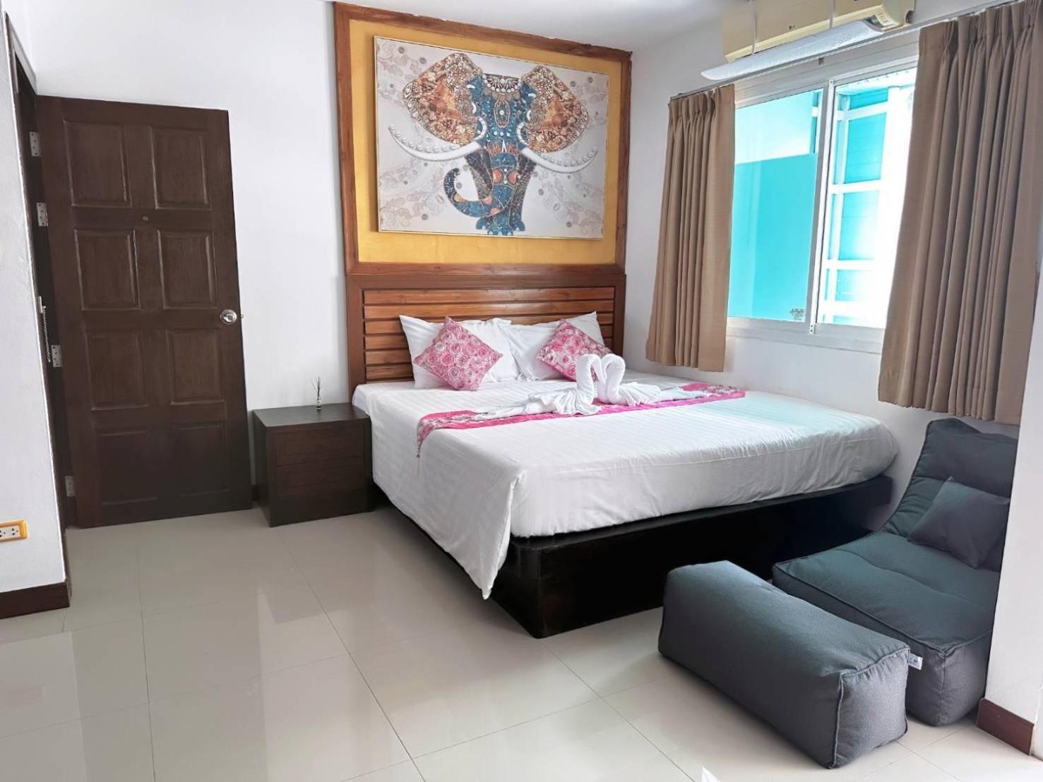 Abby'S House Hotel Patong Eksteriør billede